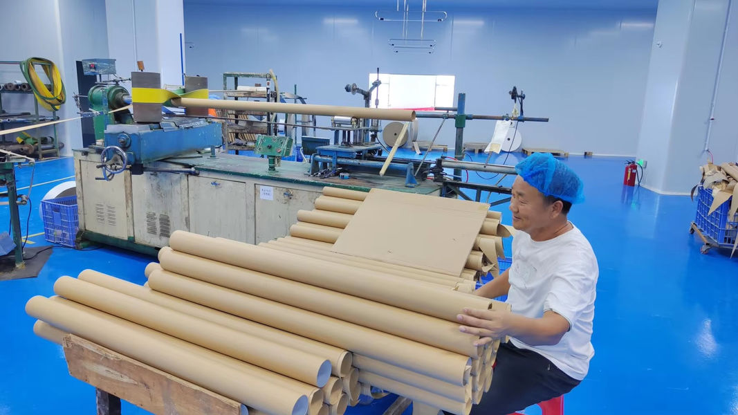 Guangzhou Huihua Packaging Products Co,.LTD linia produkcyjna producenta