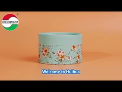 pudełko z rurkami z papieru w proszku